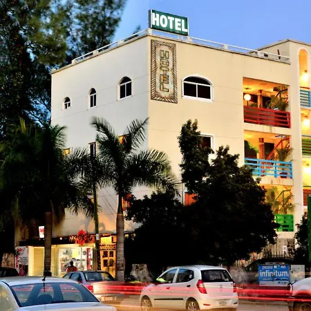 Hotel Santa Croce - Playa Del Carmen
